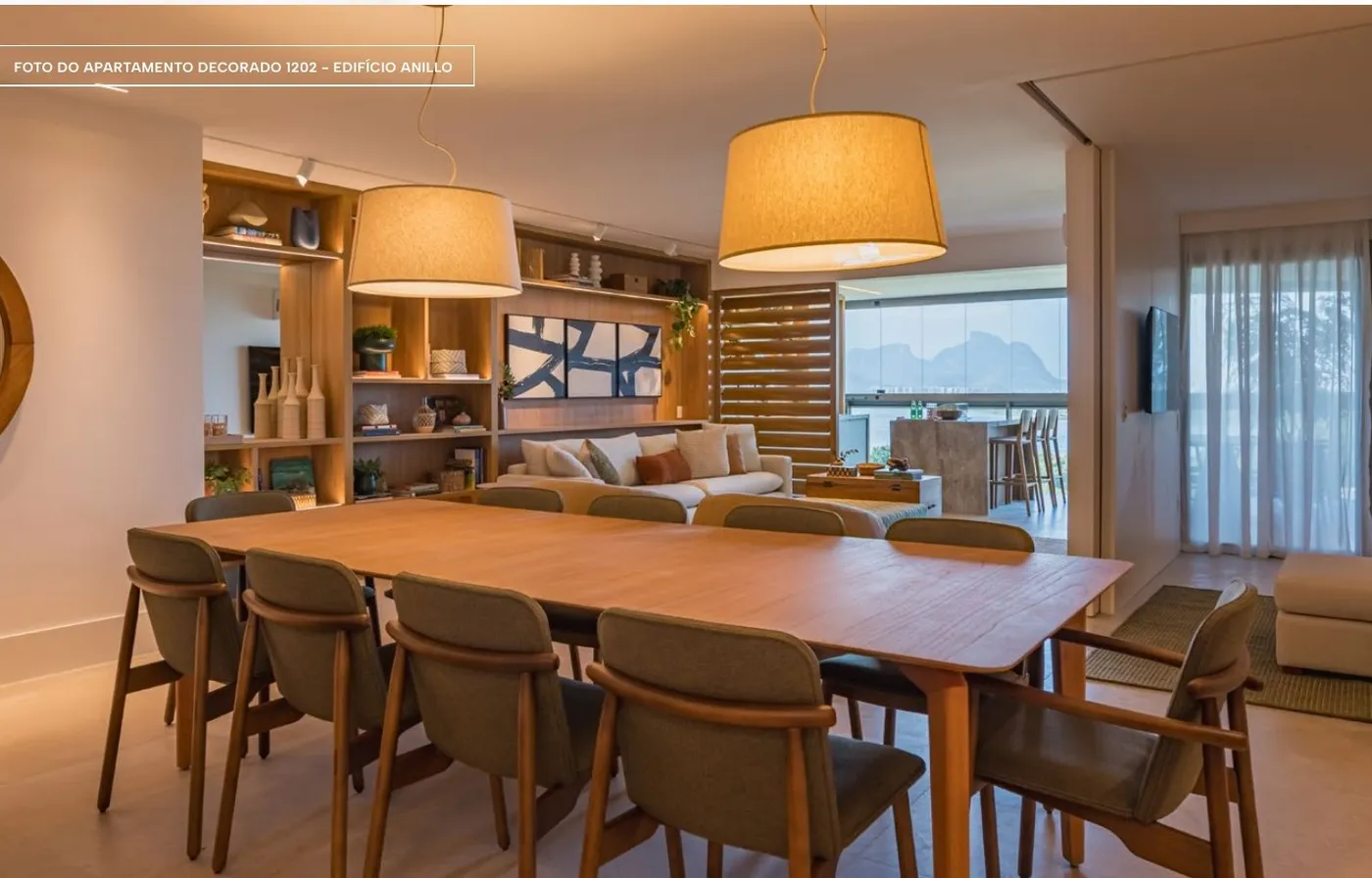 Sala de jantar do apartamento decorado 1202 do Edifício Anillo